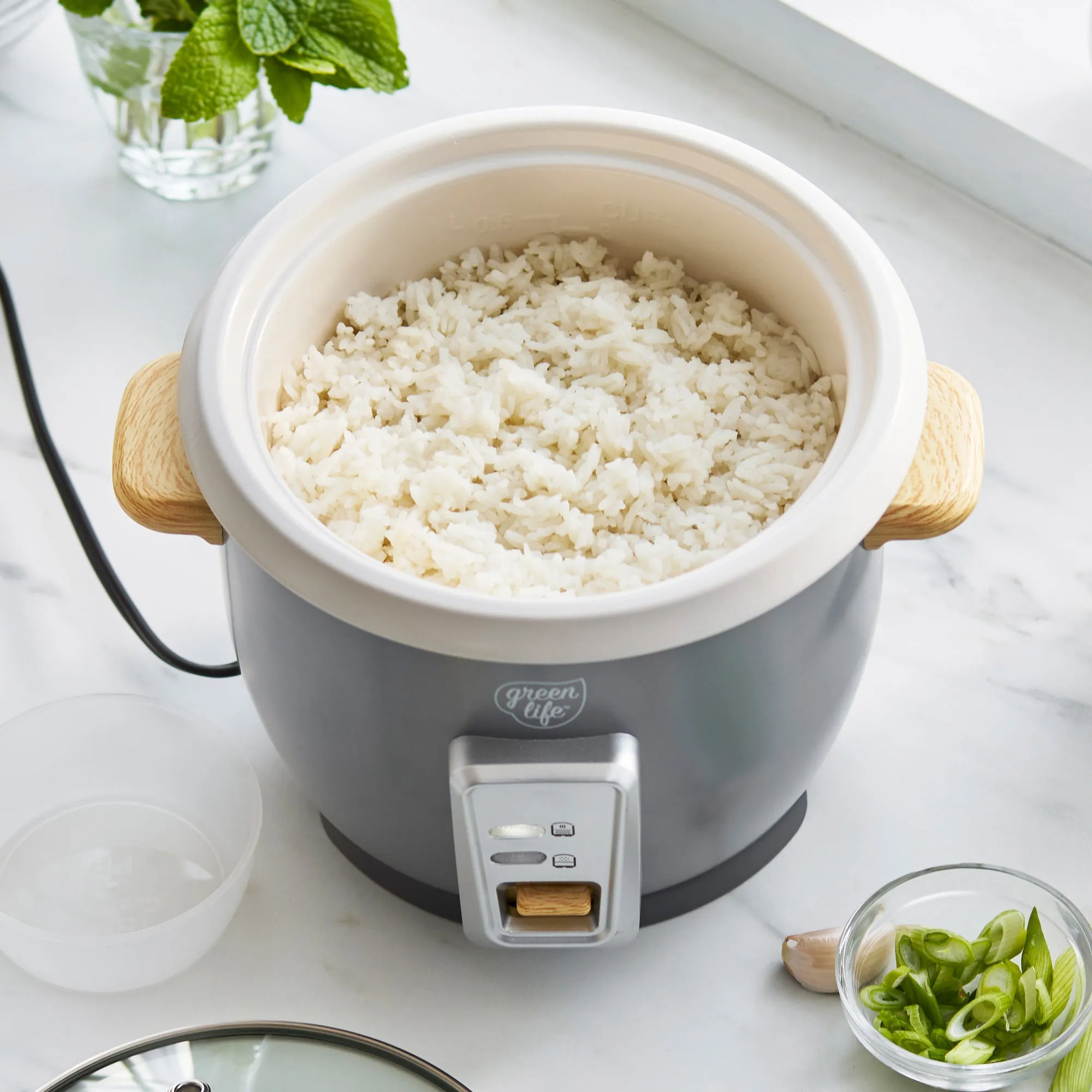 1.5-Quart Rice Cooker