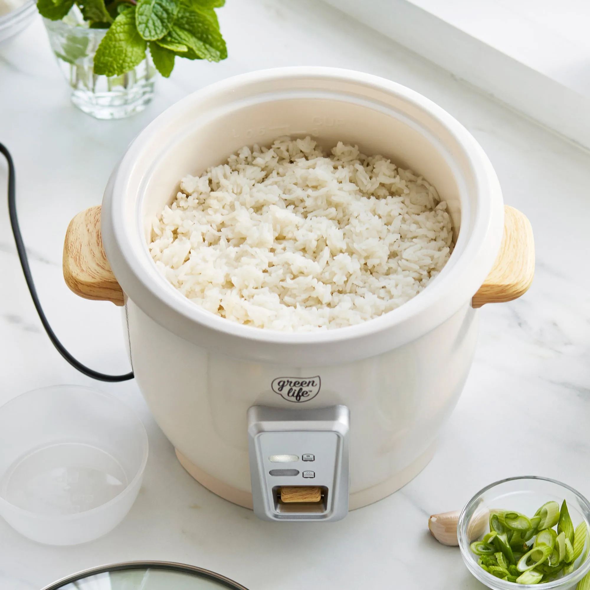 1.5-Quart Rice Cooker