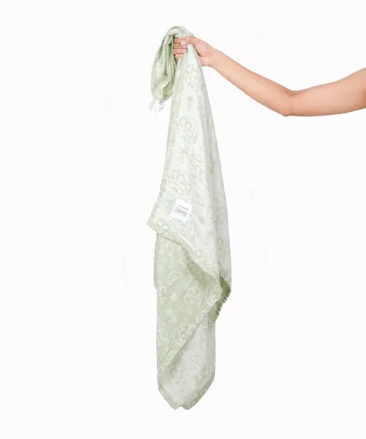 Banana jacquard floral bath towel