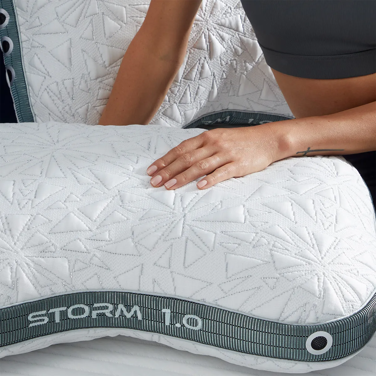 Bedgear Storm Cuddle Series Pillow