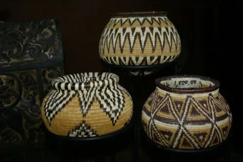 Colorful Highly Collectible & Unique from the DARIEN RAINFOREST of PANAMA, MUSEUM QUALITY with INTRICATE, TIGHT & MINUSCULE WEAVE FROM American Indian renown Artist  Finest Zigzag Earthtone Basket 300A13