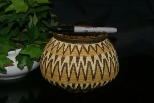 Colorful Highly Collectible & Unique from the DARIEN RAINFOREST of PANAMA, MUSEUM QUALITY with INTRICATE, TIGHT & MINUSCULE WEAVE FROM American Indian renown Artist  Finest Zigzag Earthtone Basket 300A13