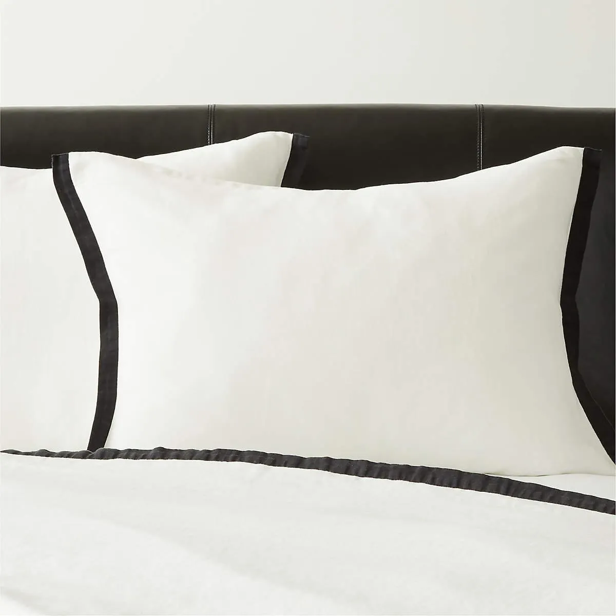 European White with Black Ribbon Duvet Set