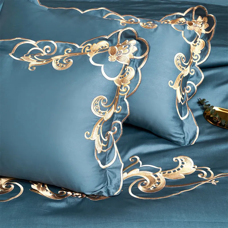 Glamorous Luxury Duvet Set 100% Egyptian Cotton With Golden Embroidery