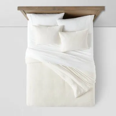 New - King Lustrous Velvet Duvet Cover & Sham Set Cream - Threshold