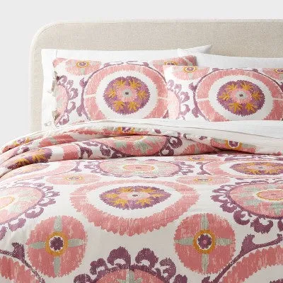 Open Box - King Boho Suzani Print Duvet Cover and Sham Set Ivory/Salmon Orange/Plum Red/Mustard - Threshold