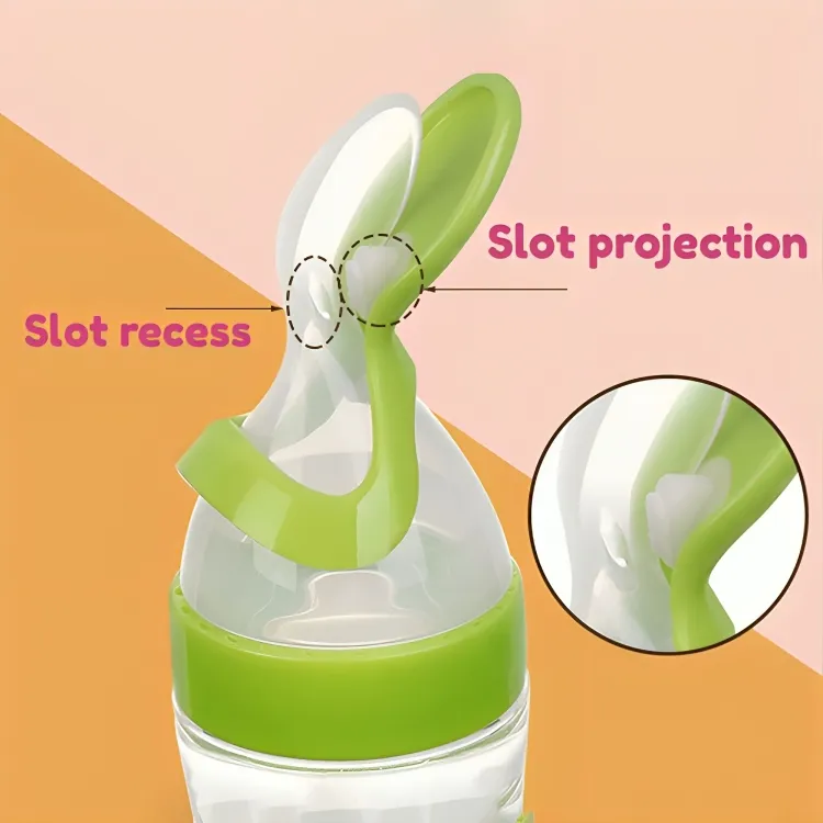 Squeezing Feeding Bottle with Spoon