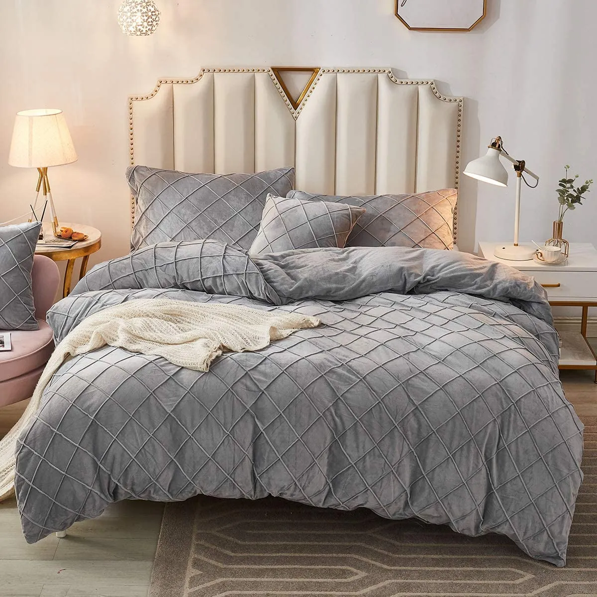 The Softy Diamond Gray Bed Set