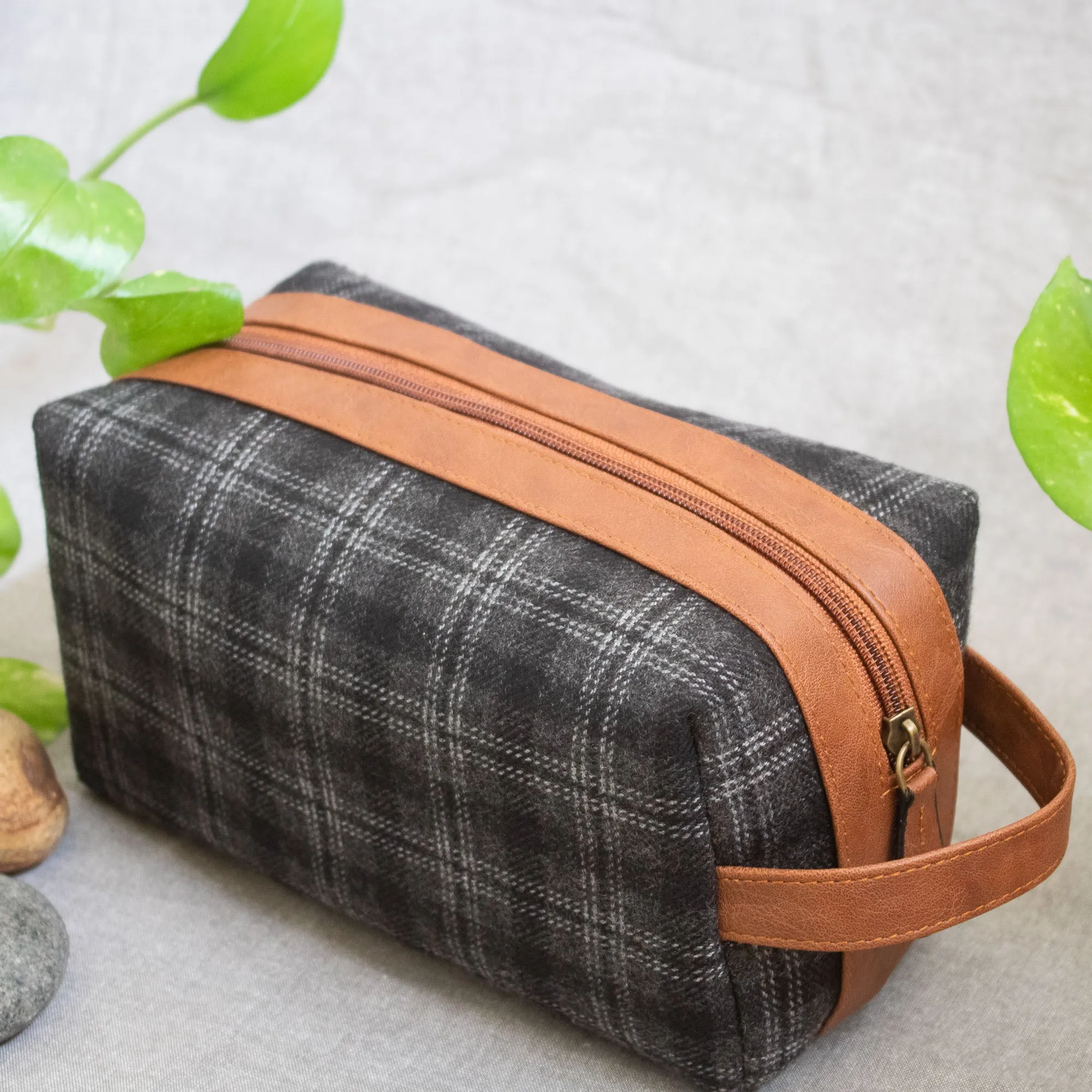 Tweed DOPP Kit for Men (Slate Grey Twill)