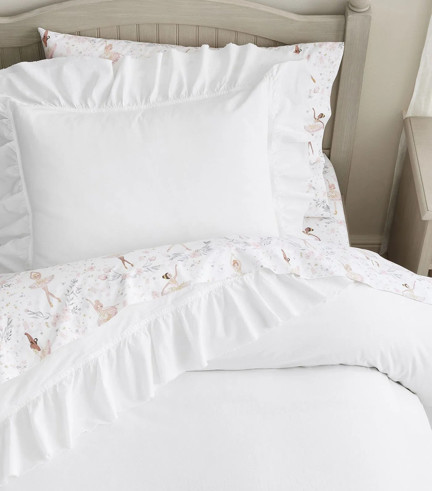 Washed Cotton Ruffle Organic Duvet Cover and Shams