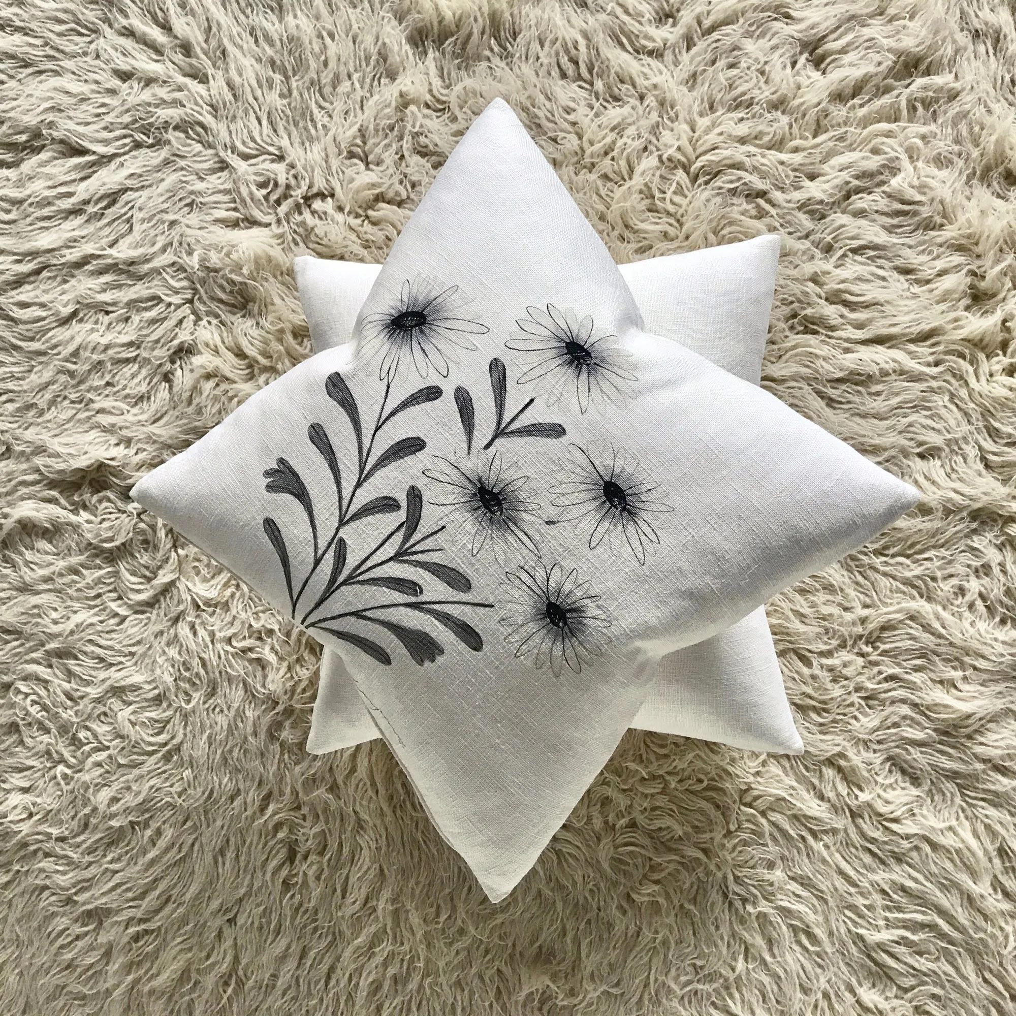 White Hand-Painted Daisies Artisan Throw Pillow Cover 20x20