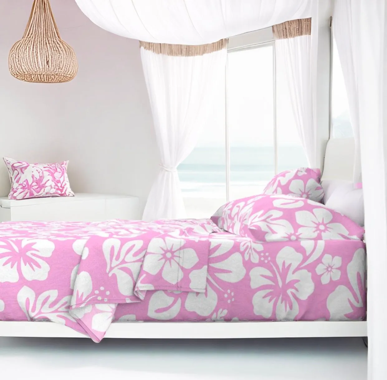 White Hawaiian Flowers on Soft Pink Sheet Set from Surfer Bedding™️ Medium Scale